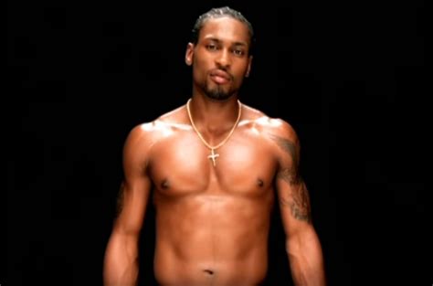 d angelo naked video